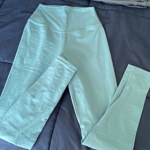 size small balance athletica leggings